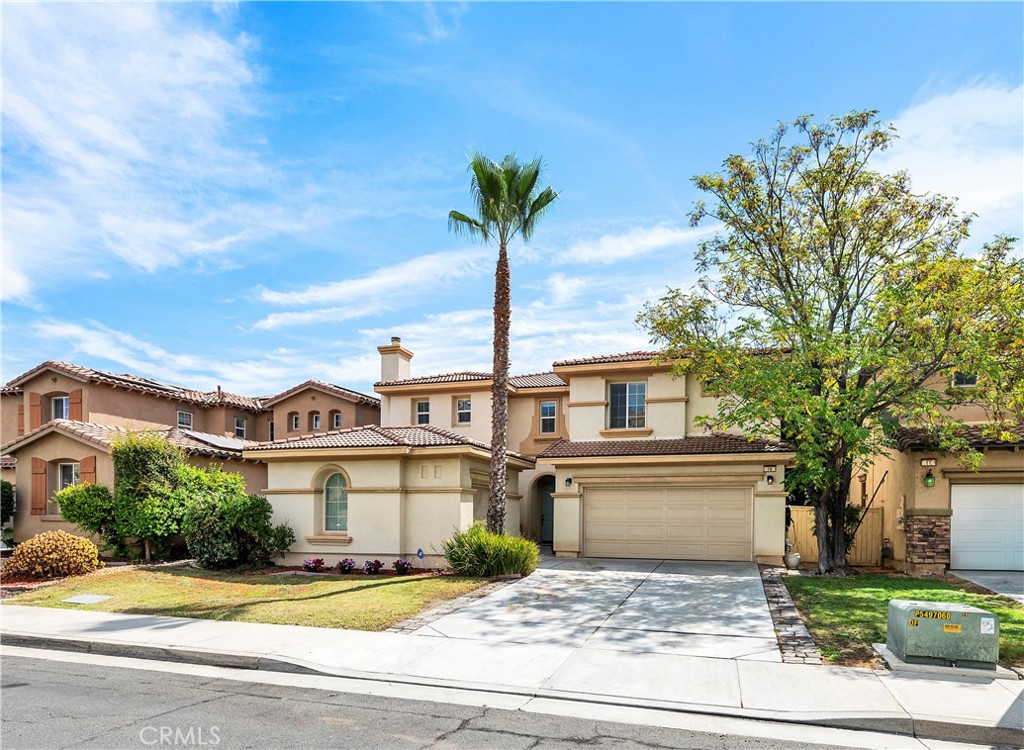 19 Plaza Lucerna, Lake Elsinore, CA 92532 — photo 1