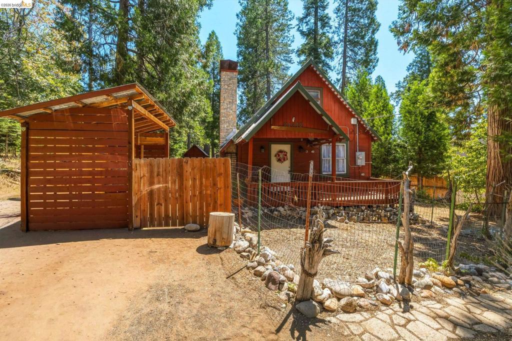 24249 Sugar Pine Rd