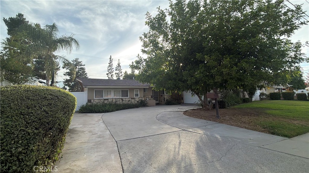 3748 Skylark, Riverside, CA 92505 — photo 1