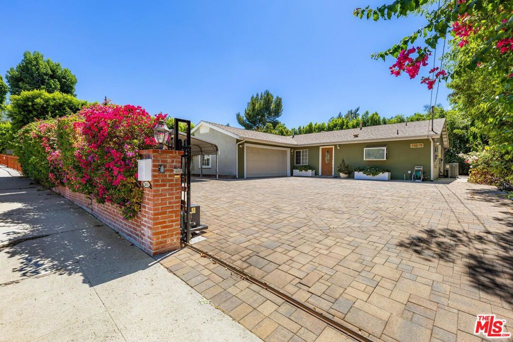 20628 Clark Street, Los Angeles, CA 91367 — photo 1