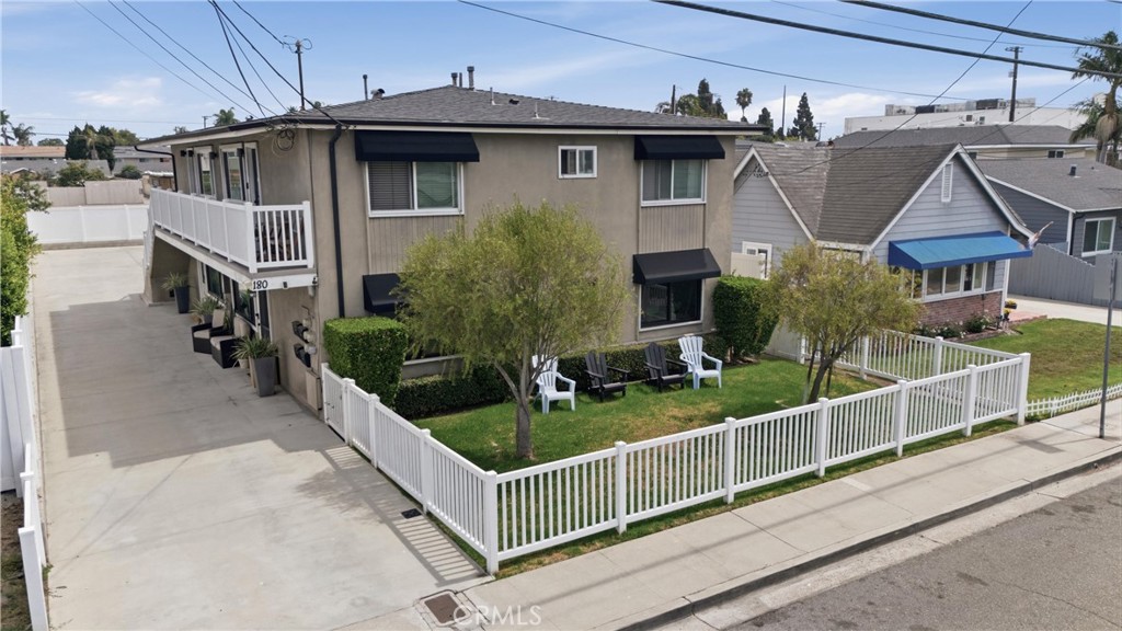 180 Rochester Street, Costa Mesa, CA 92627 — photo 1