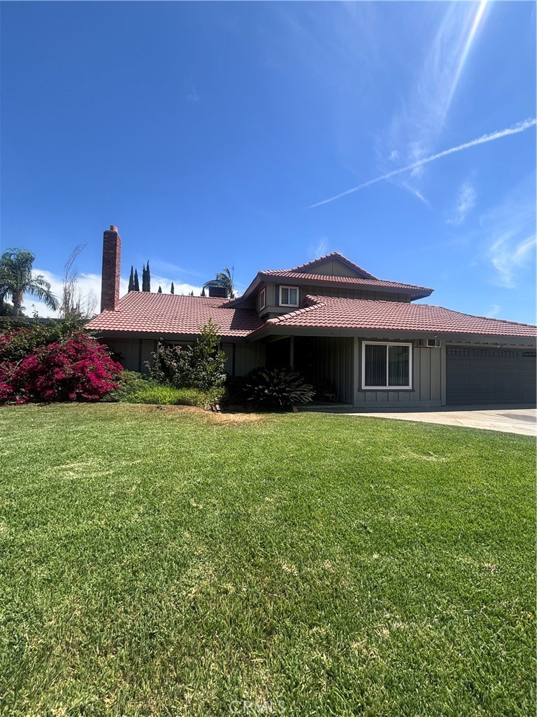 19559 Oakland, Rialto, CA 92377 — photo 1