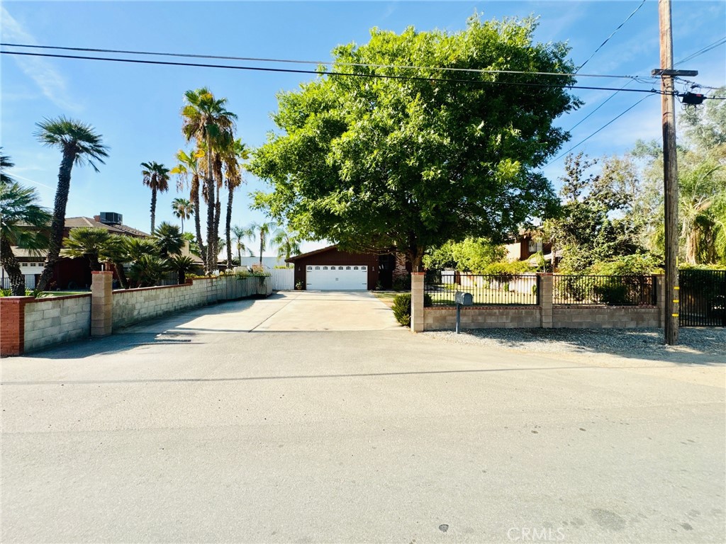 10611 Shellabarger, Bakersfield, CA 93312 — photo 1