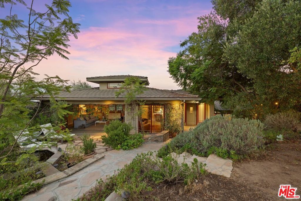 20634 Medley Lane, Topanga, CA 90290 — photo 1