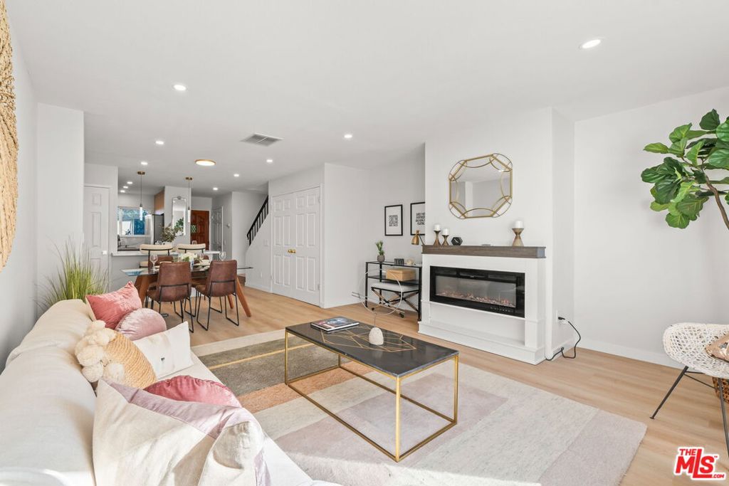 8515 Saturn Street 103, Los Angeles, CA 90035 — photo 1
