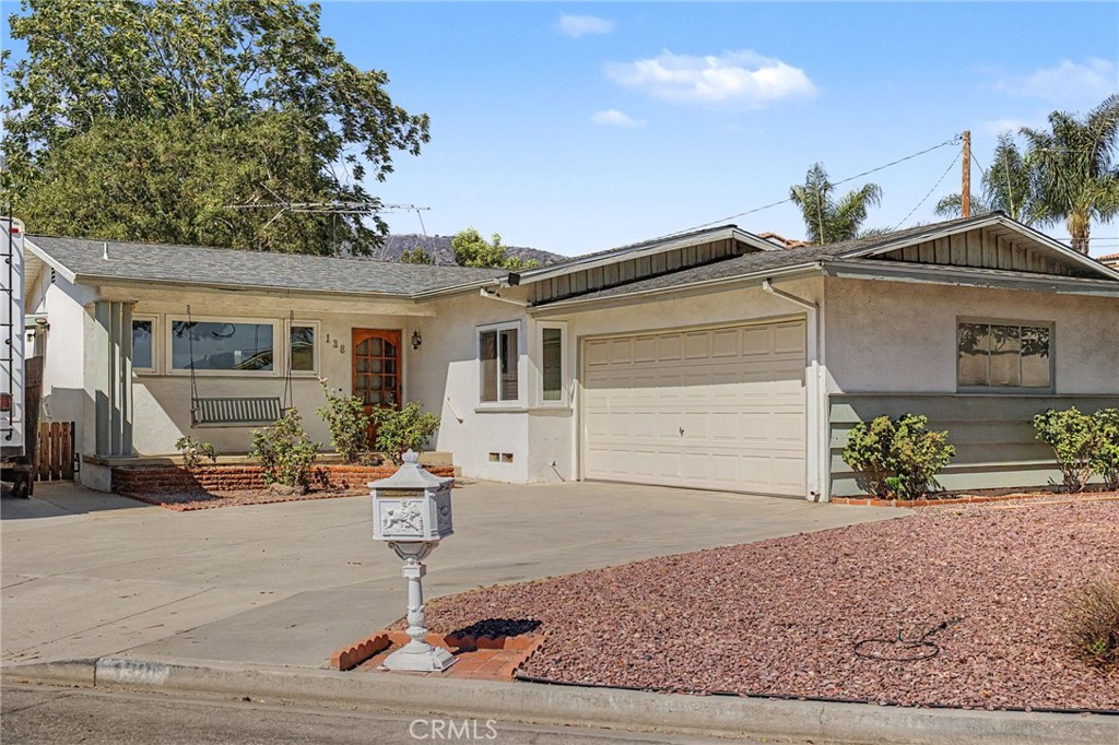 138 N Vecino Avenue, Glendora, CA 91741 — photo 1