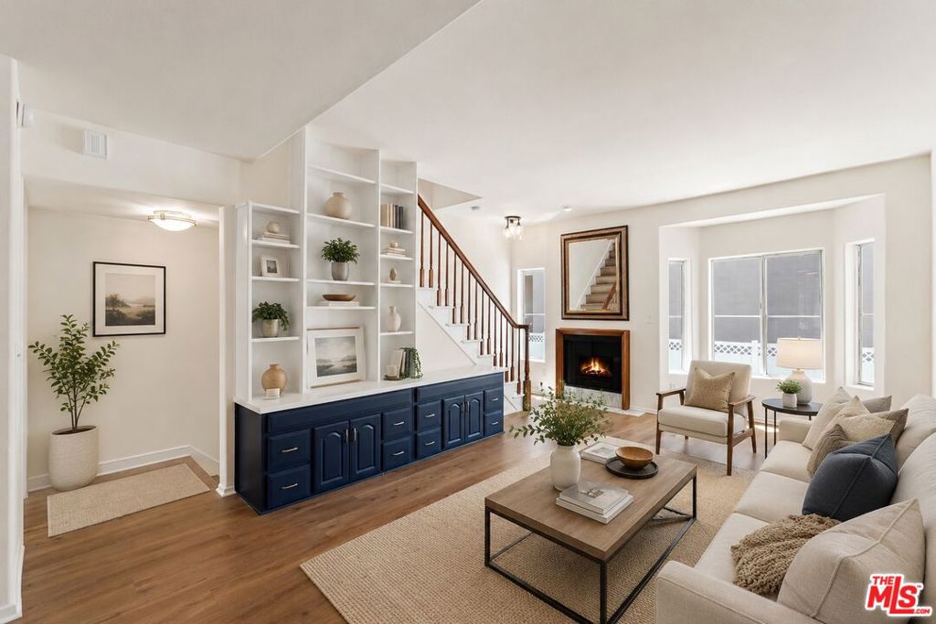5145 Yarmouth Avenue 29, Encino, CA 91316 — photo 1