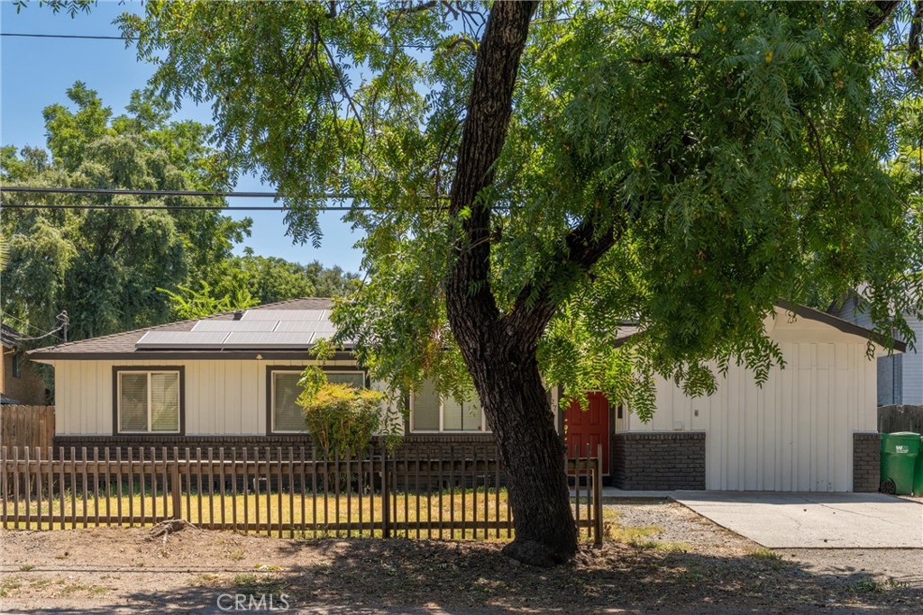 827 W 2nd Avenue, Chico, CA 95926 — photo 1