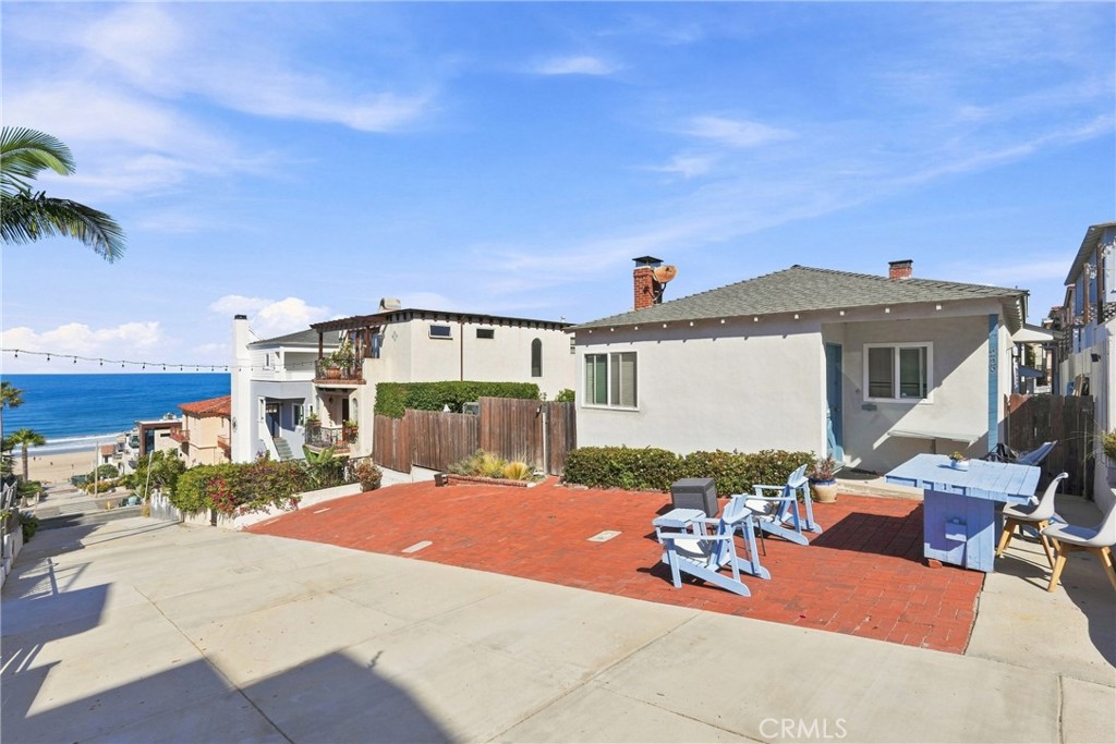 229 31st Street, Manhattan Beach, CA 90266 — photo 1