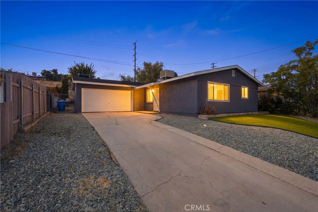 700 Patricia Avenue, Barstow, CA 92311 — photo 1