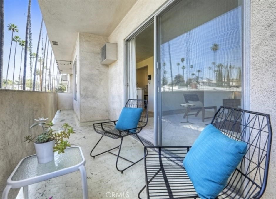 4614 27 Finley, Los Angeles, CA 90027 — photo 1