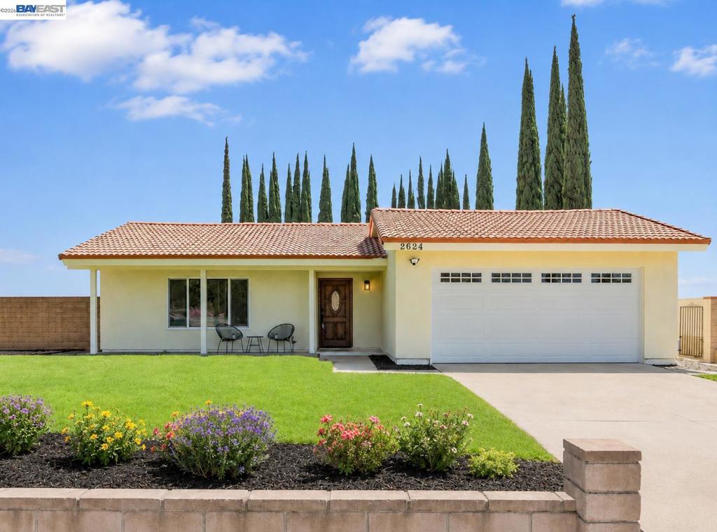 2624 Damien Ave, La Verne, CA 91750 — photo 1