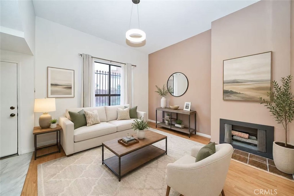 218 N Marguerita Avenue D, Alhambra, CA 91801 — photo 1