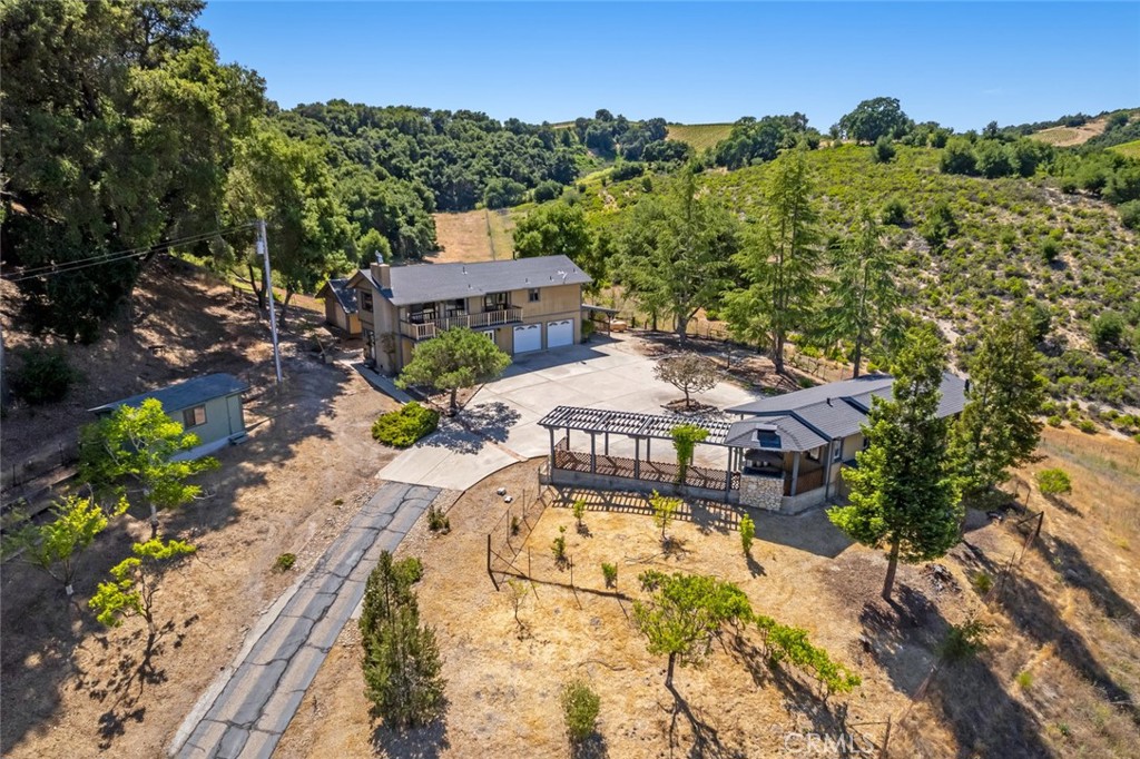 3065 Township Road, Paso Robles, CA 93446 — photo 1