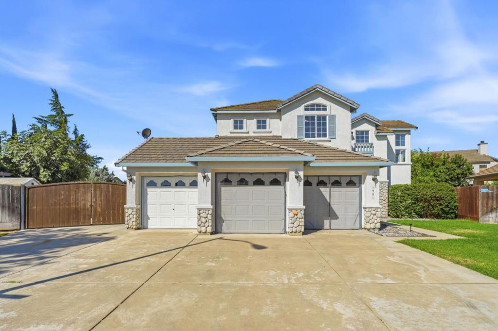 1901 Lauritson Lane, Manteca, CA 95336 — photo 1