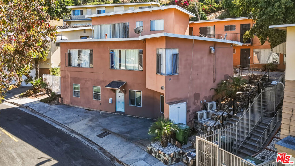 3815 Don Tomaso Drive, Los Angeles, CA 90008 — photo 1