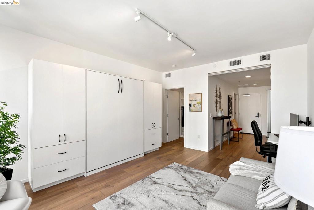 1433 Bush Street 502, San Francisco, CA 94109-5595 — photo 1