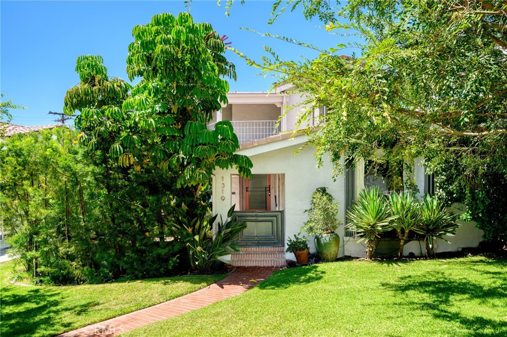 1319 Rossmoyne, Glendale, CA 91207 — photo 1