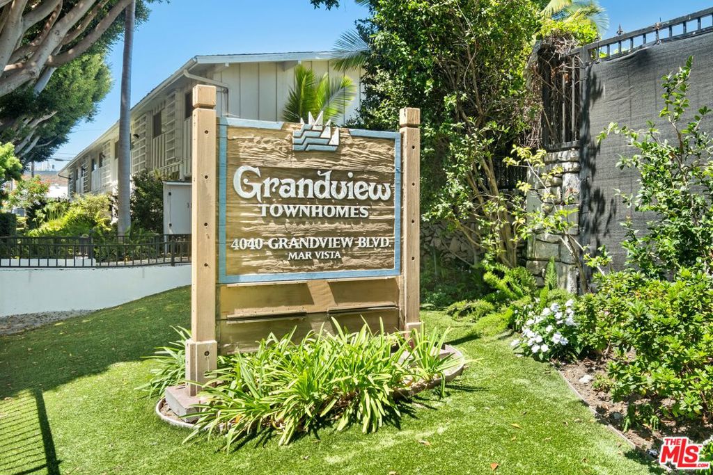 4040 Grand View Boulevard 60, Los Angeles, CA 90066 — photo 1