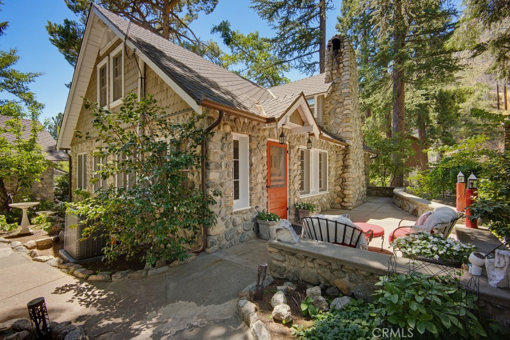 28 Bear Drive, Mt Baldy, CA 91759 — photo 1