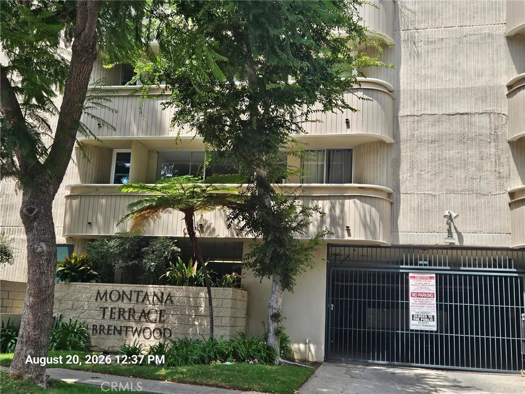11645 Montana Avenue 110, Los Angeles, CA 90049 — photo 1