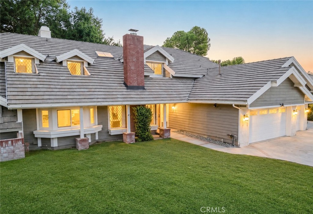 15604 Saddleback, Canyon Country, CA 91387 — photo 1