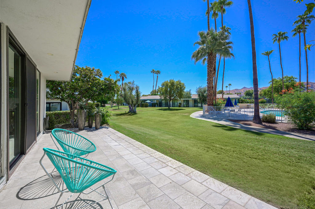 1707 Grand Bahama Drive W, Palm Springs, CA 92264 — photo 1