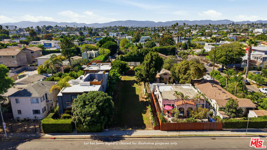 563 Brooks Avenue, Venice, CA 90291 — photo 1