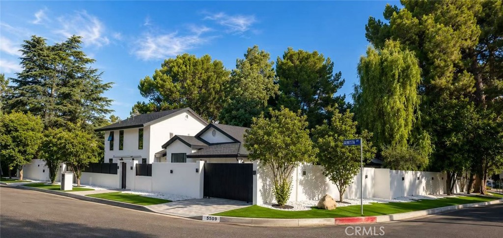 5509 Oakdale, Woodland Hills, CA 91364 — photo 1