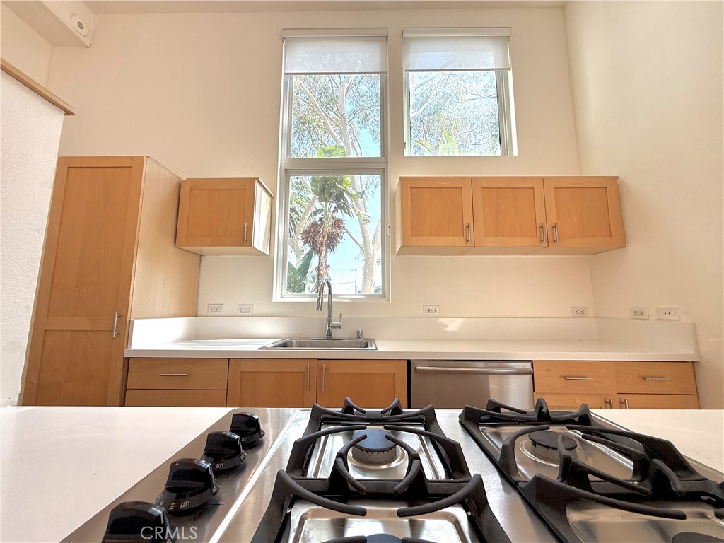 323 E Dayman 3, Long Beach, CA 90806 — photo 1