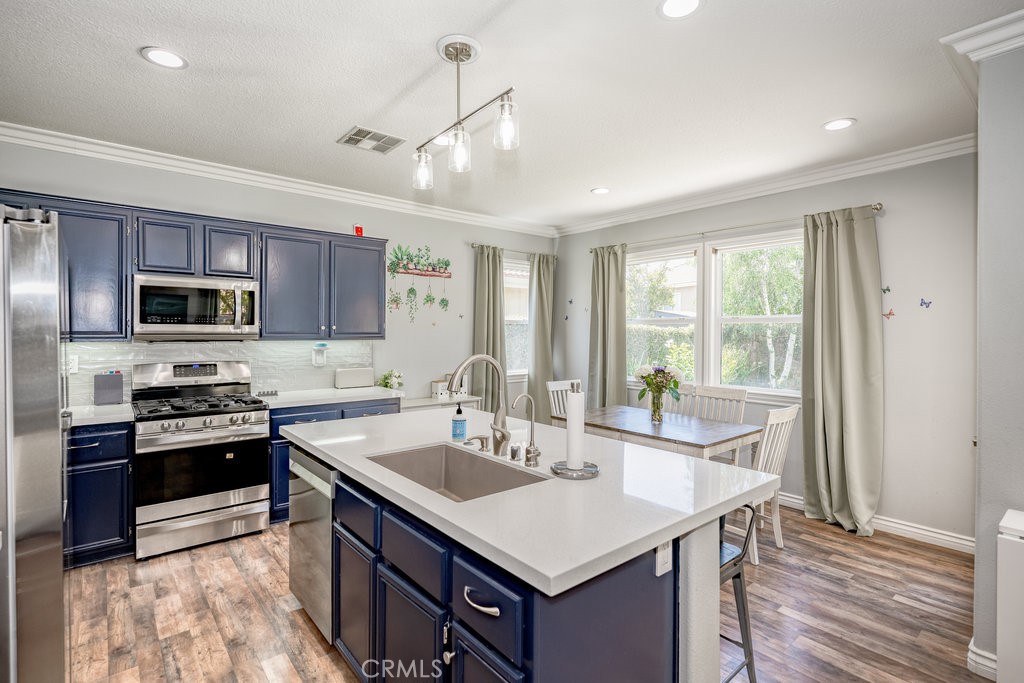 28315 Maitland, Saugus, CA 91350 — photo 1