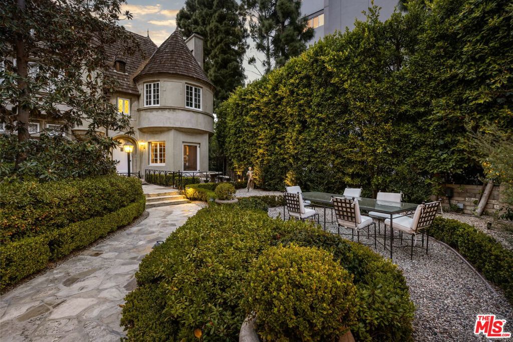 10341 Wilshire Boulevard, Los Angeles, CA 90024 — photo 1