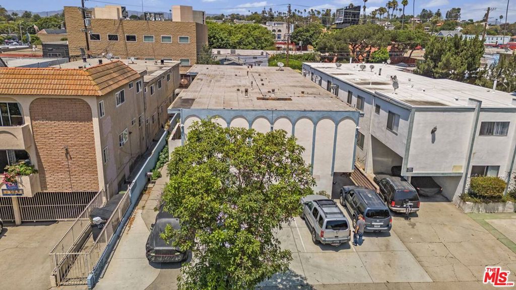 12231 Pacific Avenue, Los Angeles, CA 90066 — photo 1