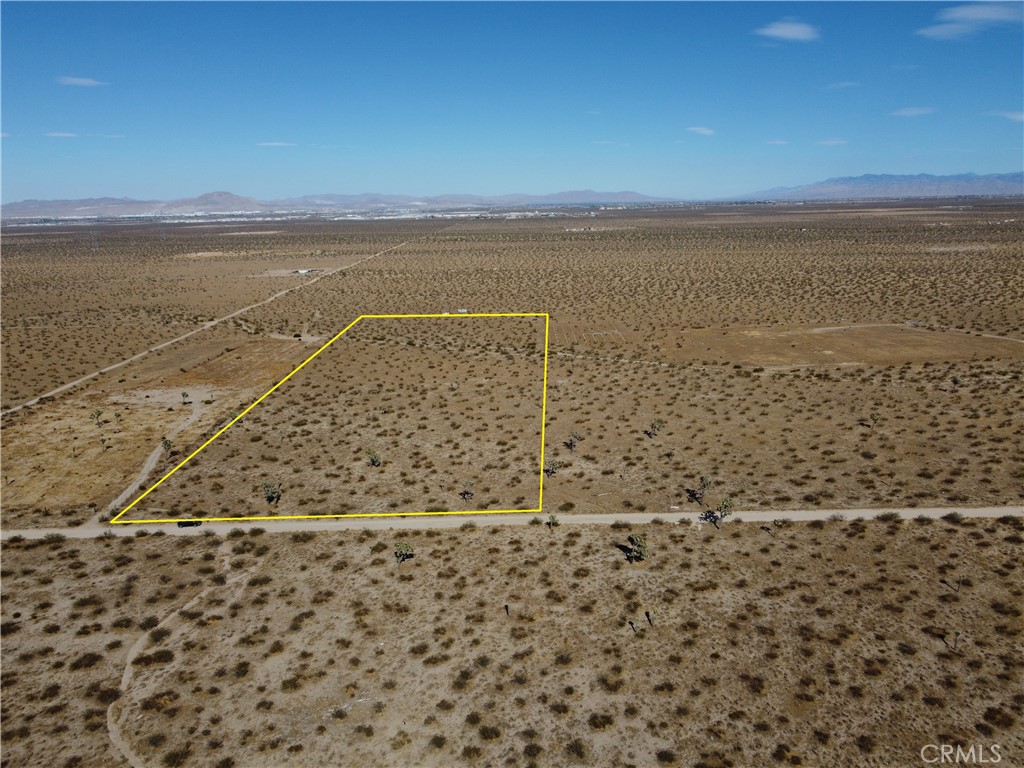 2 Wilson Ranch Rd, Adelanto, CA 92301 — photo 1