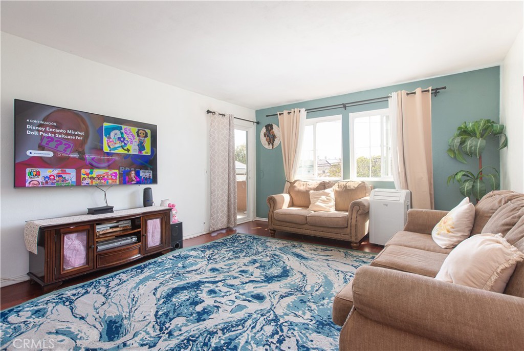 2507 E 15th Street 214, Long Beach, CA 90804 — photo 1