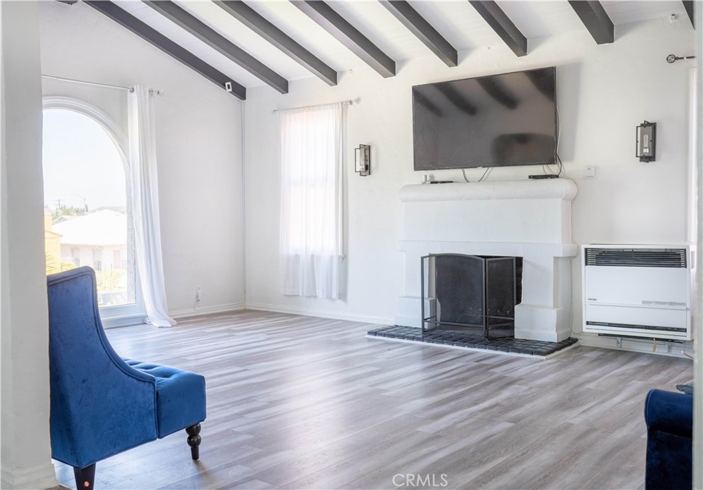3208 W 74th Street, Park Hills Heights, CA 90043 — photo 1