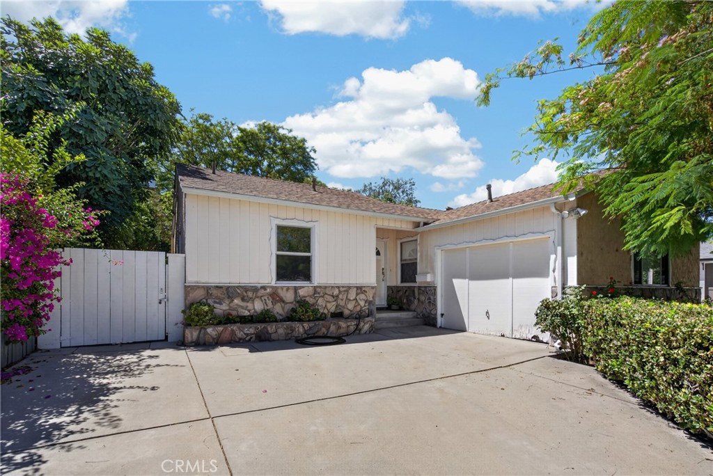 19134 Welby, Reseda, CA 91335 — photo 1