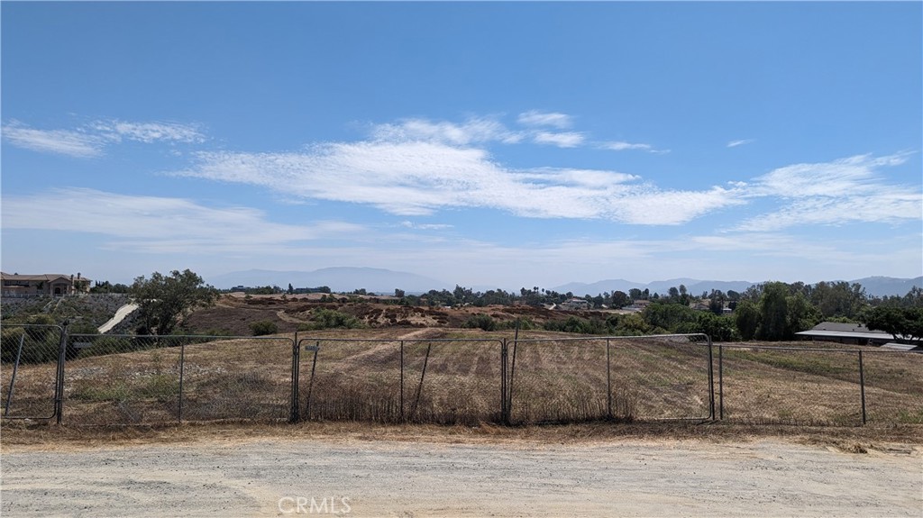 7 Juniper Street, Murrieta, CA 92562 — photo 1