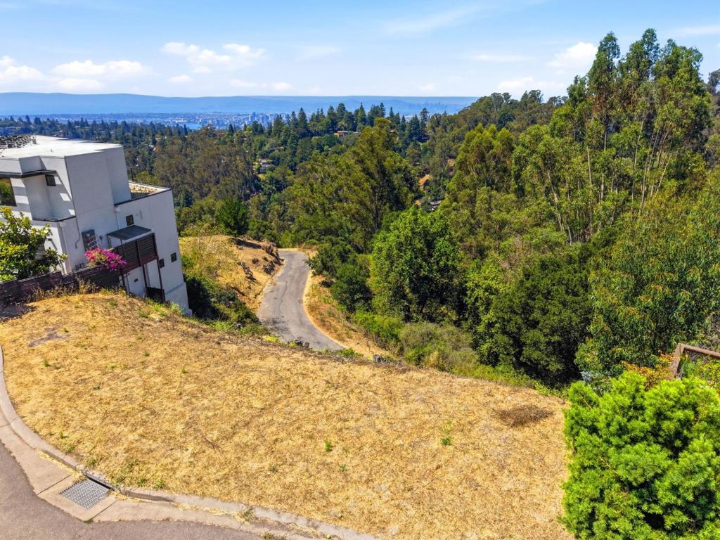 21 Jewel Court, Oakland, CA 94611 — photo 1