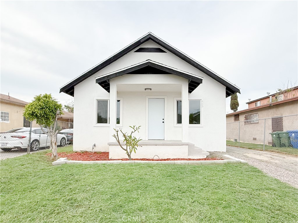 445 E 119th Street, Los Angeles, CA 90061 — photo 1