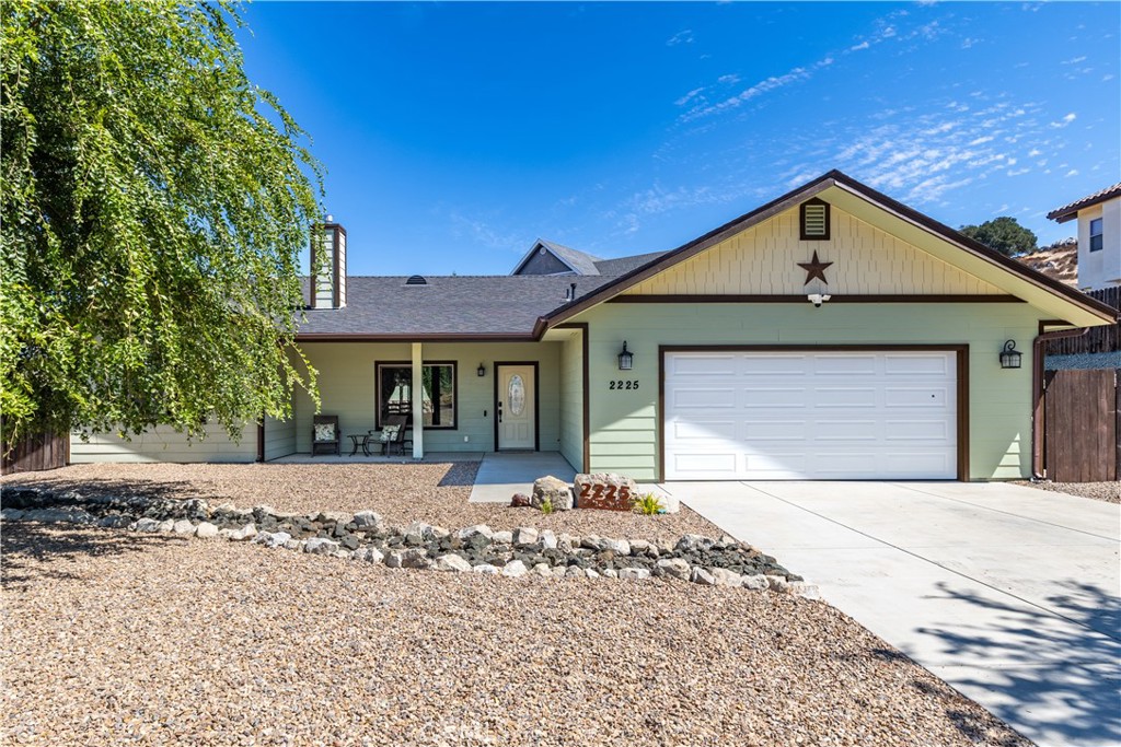 2225 Holly Drive, Paso Robles, CA 93446 — photo 1