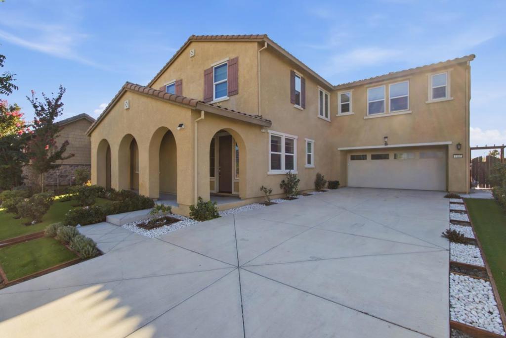 1307 S Hart Drive, Mountain House, CA 95391 — photo 1