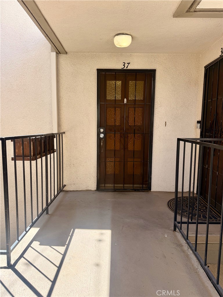 2575 37 E 19th, Signal Hill, CA 90755 — photo 1