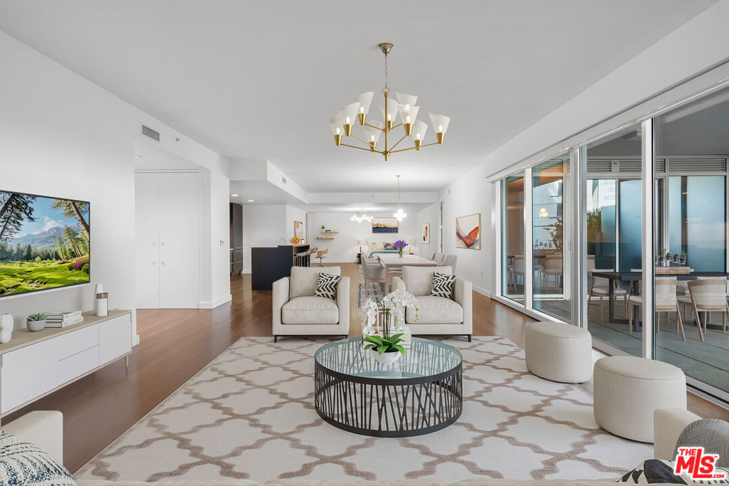 6250 Hollywood Boulevard 4E, Los Angeles, CA 90028 — photo 1