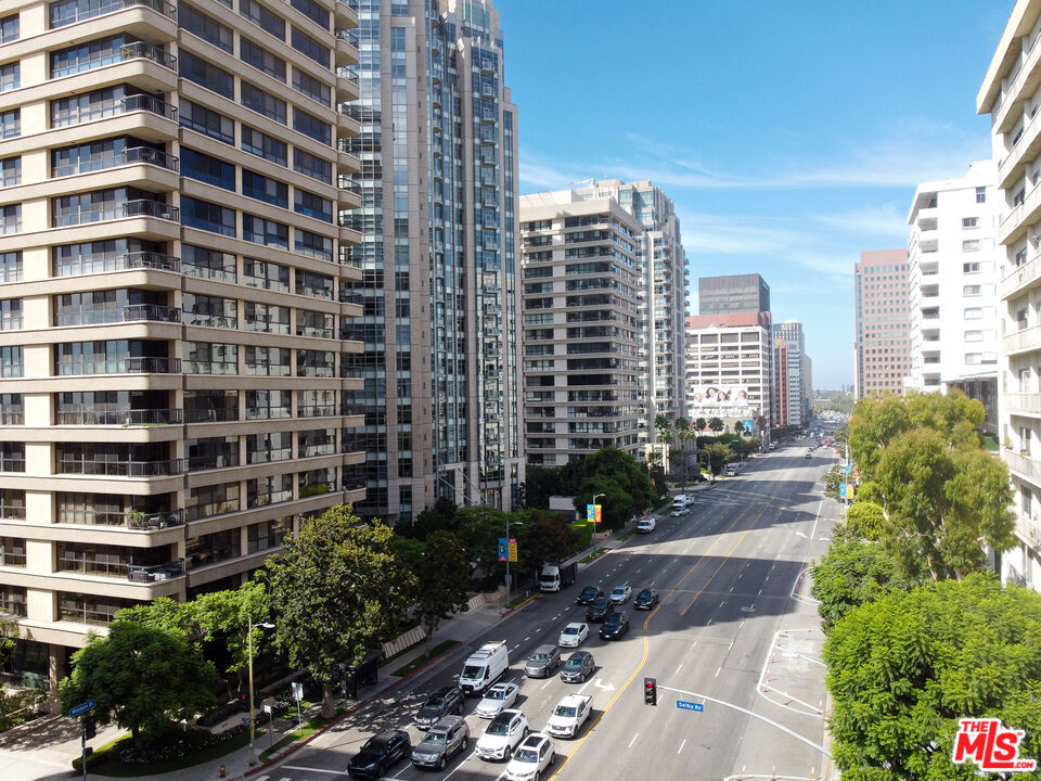 10747 Wilshire Boulevard PH4, Los Angeles, CA 90024 — photo 1