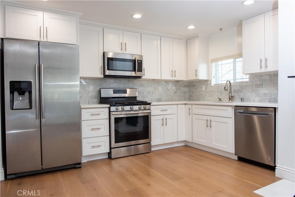 815 S Harvard Boulevard 201, Los Angeles, CA 90005 — photo 1