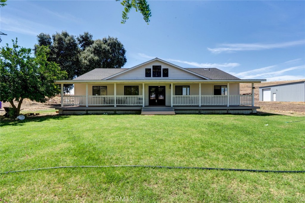 561 Rushing Road, Waterford, CA 95386 — photo 1
