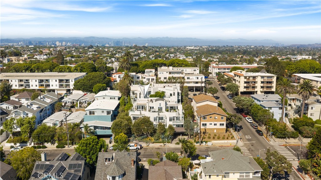 3019 3rd Street 202, Santa Monica, CA 90405 — photo 1