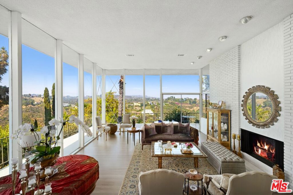 1298 Stradella Road, Los Angeles, CA 90077 — photo 1