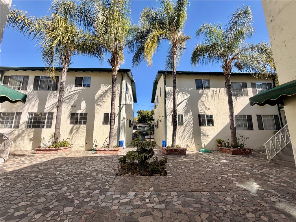 4824 Hazeltine Ave, Sherman Oaks, CA 91423 — photo 1